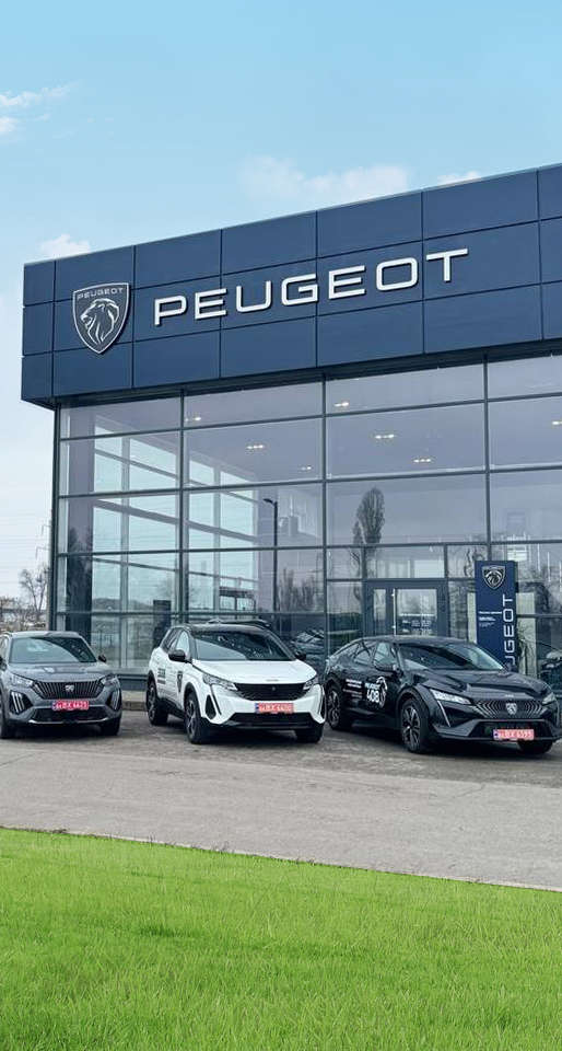 Виставкова зала Peugeot у салоні «Авто-Імпульс» у Дніпрі