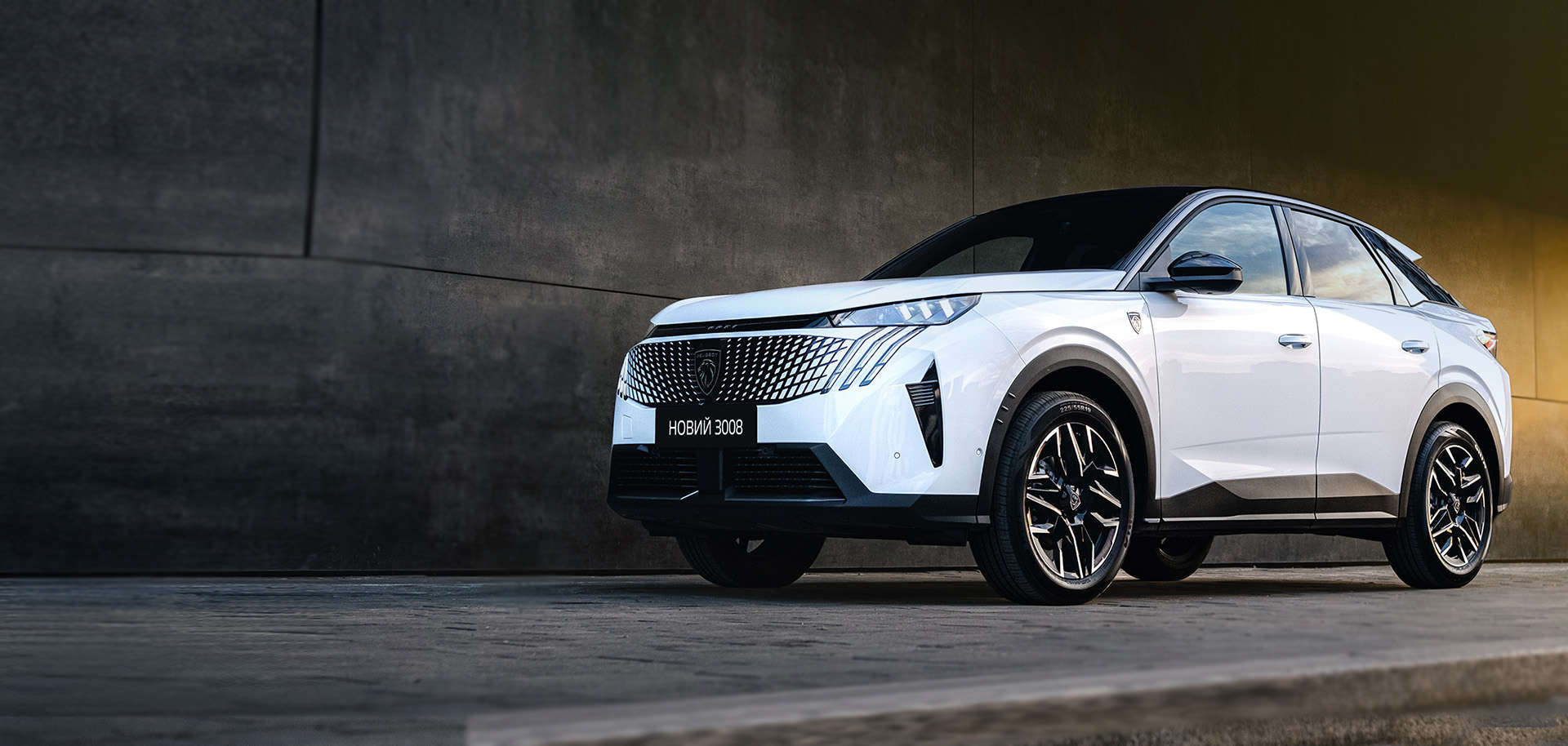 Новий Peugeot 3008, зовнішній вигляд, Авто року