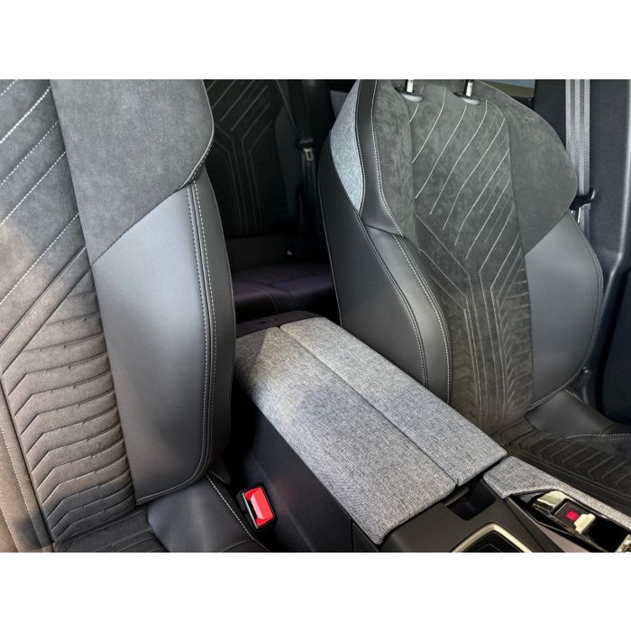 Новий Peugeot 3008 1.2 Hybrid GT 136 к.с. АКПП-6