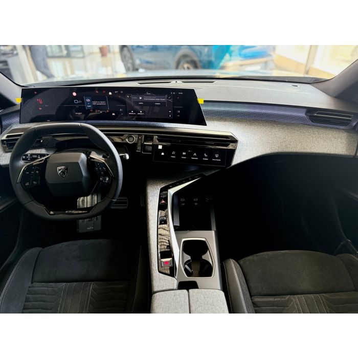 Новий Peugeot 3008 1.2 Hybrid GT 136 к.с. АКПП-6