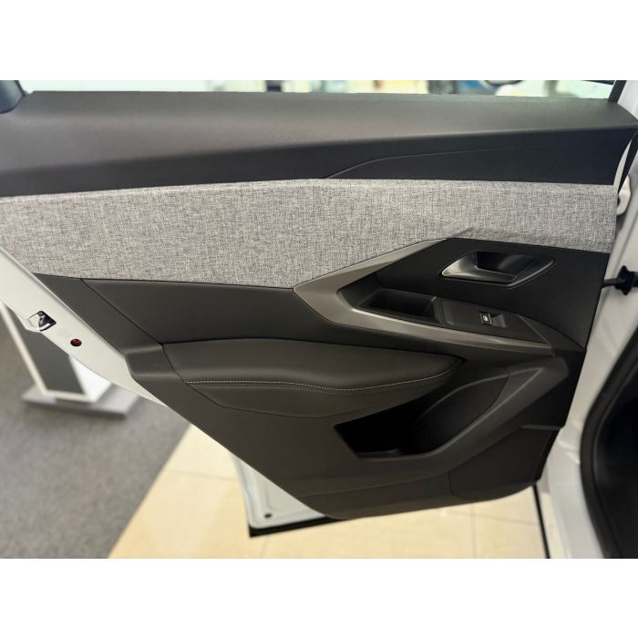 Новий Peugeot 3008 1.2 Hybrid GT 136 к.с. АКПП-6