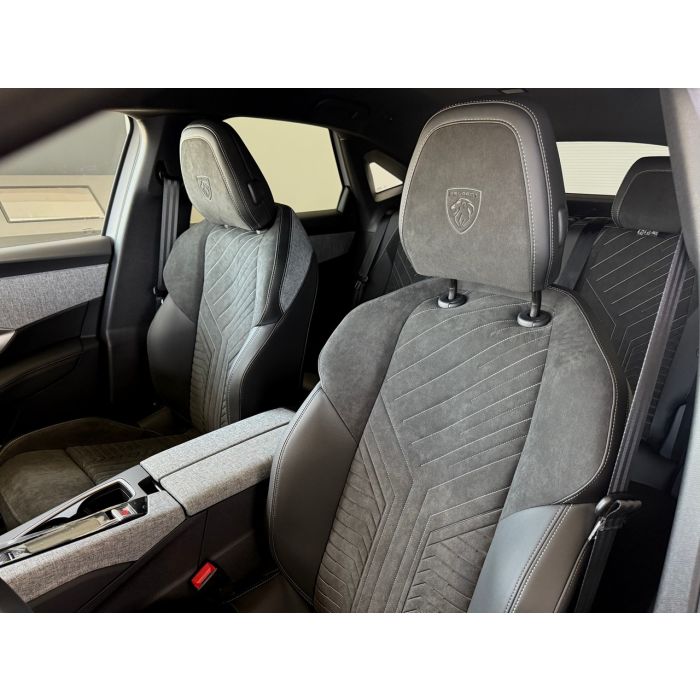 Новий Peugeot 3008 1.2 Hybrid GT 136 к.с. АКПП-6