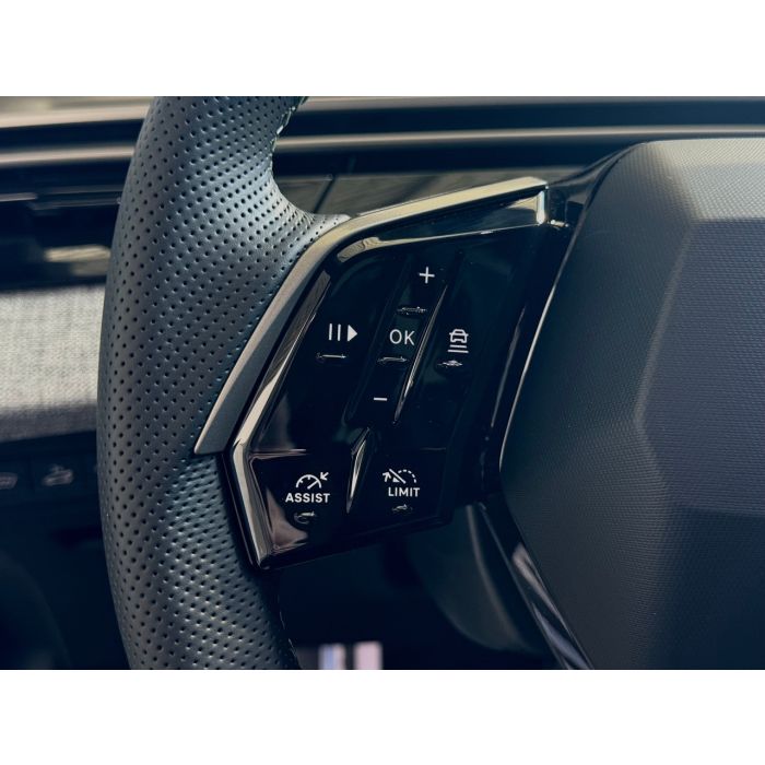 Новий Peugeot 3008 1.2 Hybrid GT 136 к.с. АКПП-6