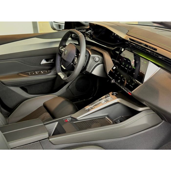 Peugeot 408 1,6 л PureTech (215 к. с.) АКПП-8 GT 2025