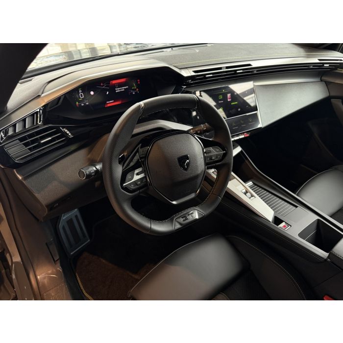 Peugeot 408 1,6 л PureTech (215 к. с.) АКПП-8 GT 2025
