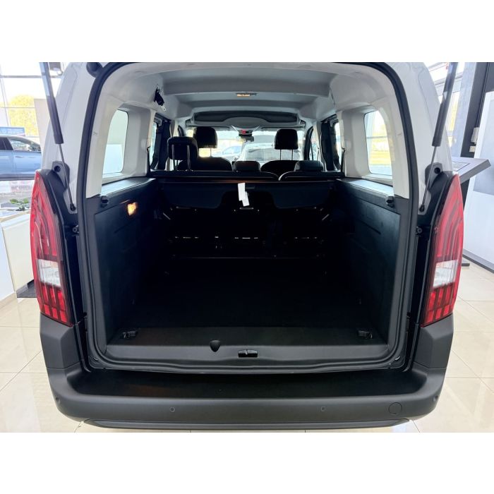 Новий Peugeot Rifter 1.5 BlueHDi 100 S&S MКПП-6 ACTIVE L2 2025