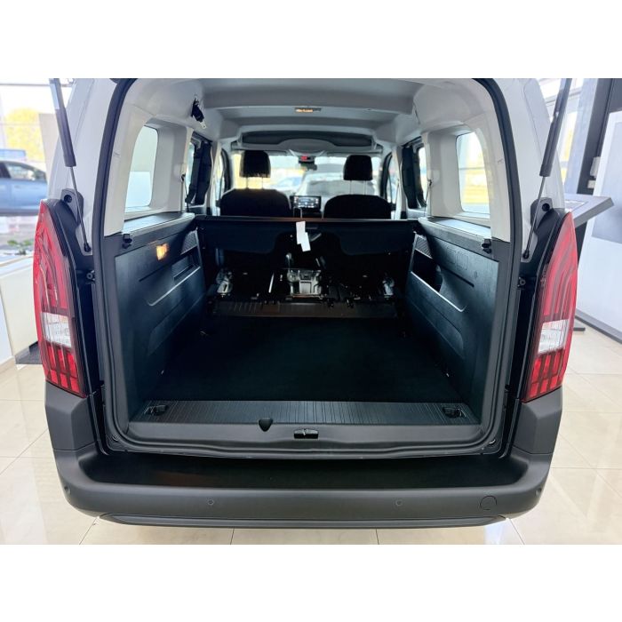 Новий Peugeot Rifter 1.5 BlueHDi 100 S&S MКПП-6 ACTIVE L2 2025
