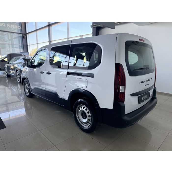 Новий Peugeot Rifter 1.5 BlueHDi 100 S&S MКПП-6 ACTIVE L2 2025
